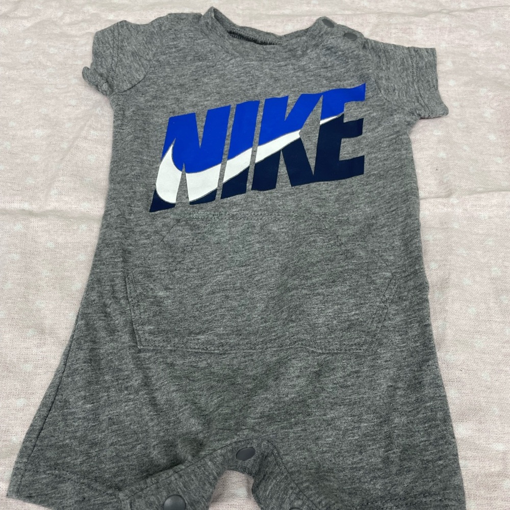 Nike newborn gender neutral one piece summer romper